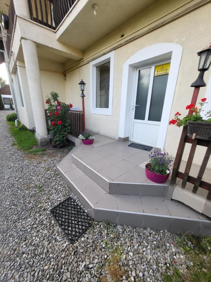 Hotel Betty Panzio Miercurea Ciuc Zewnętrze zdjęcie