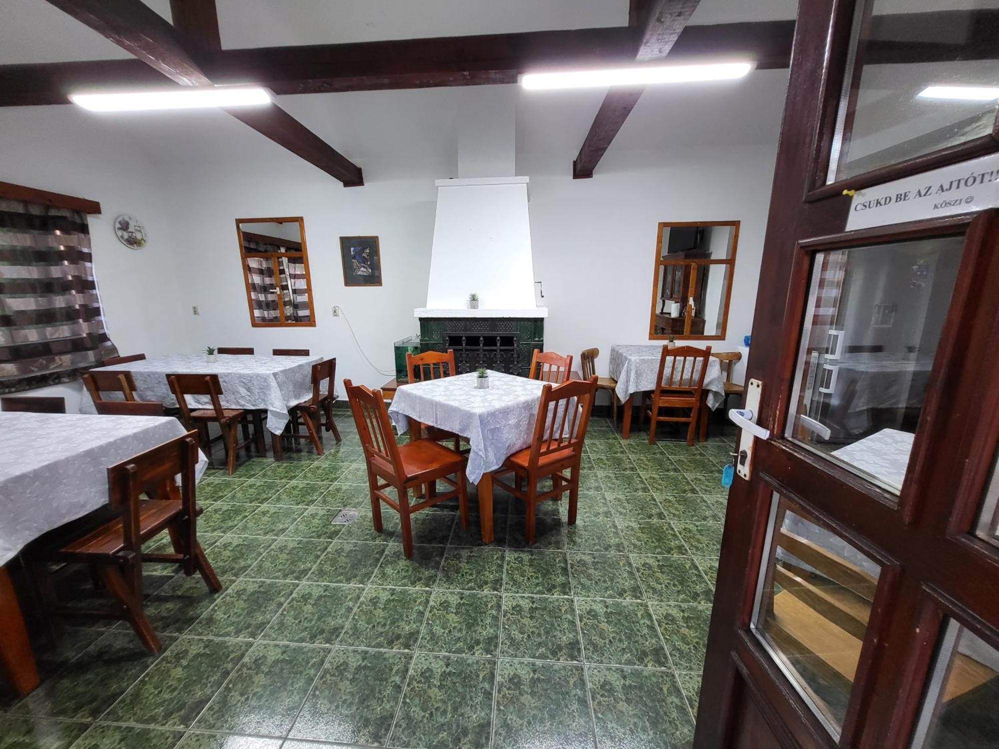 Hotel Betty Panzio Miercurea Ciuc Zewnętrze zdjęcie