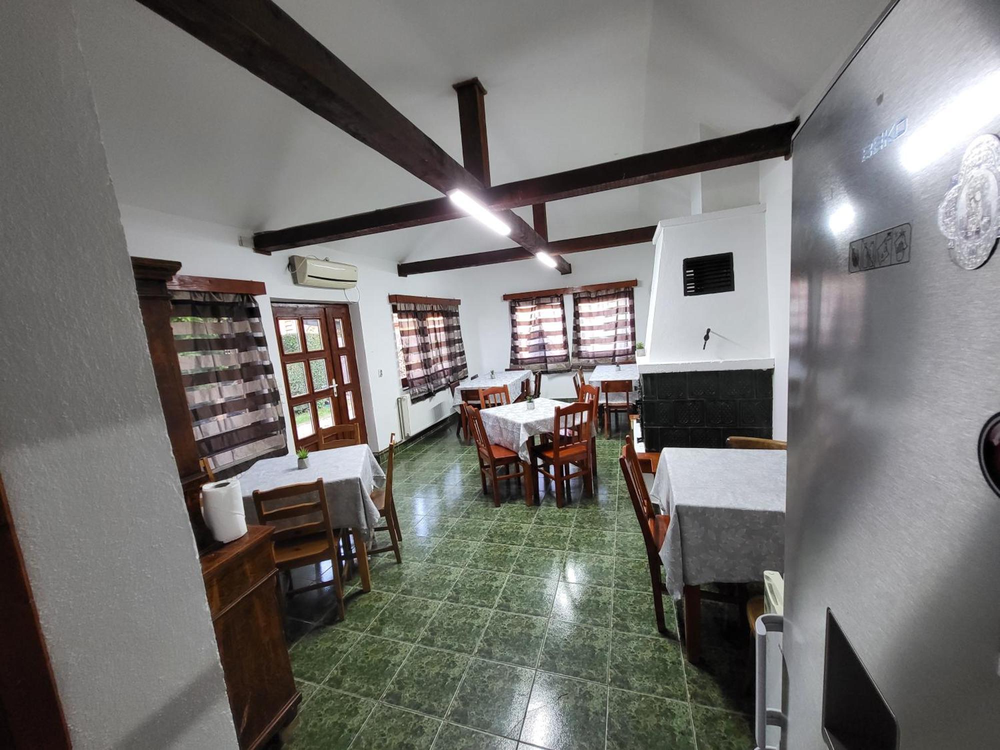Hotel Betty Panzio Miercurea Ciuc Zewnętrze zdjęcie