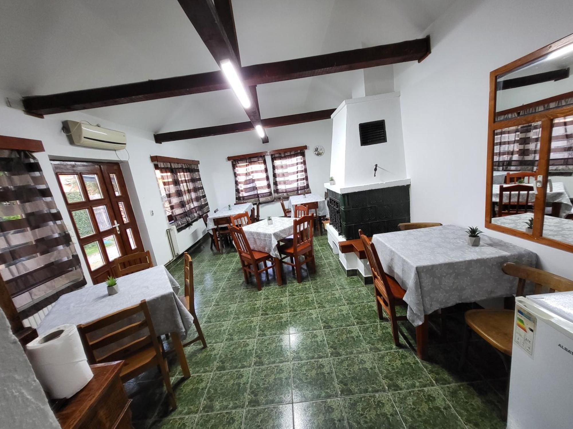 Hotel Betty Panzio Miercurea Ciuc Zewnętrze zdjęcie