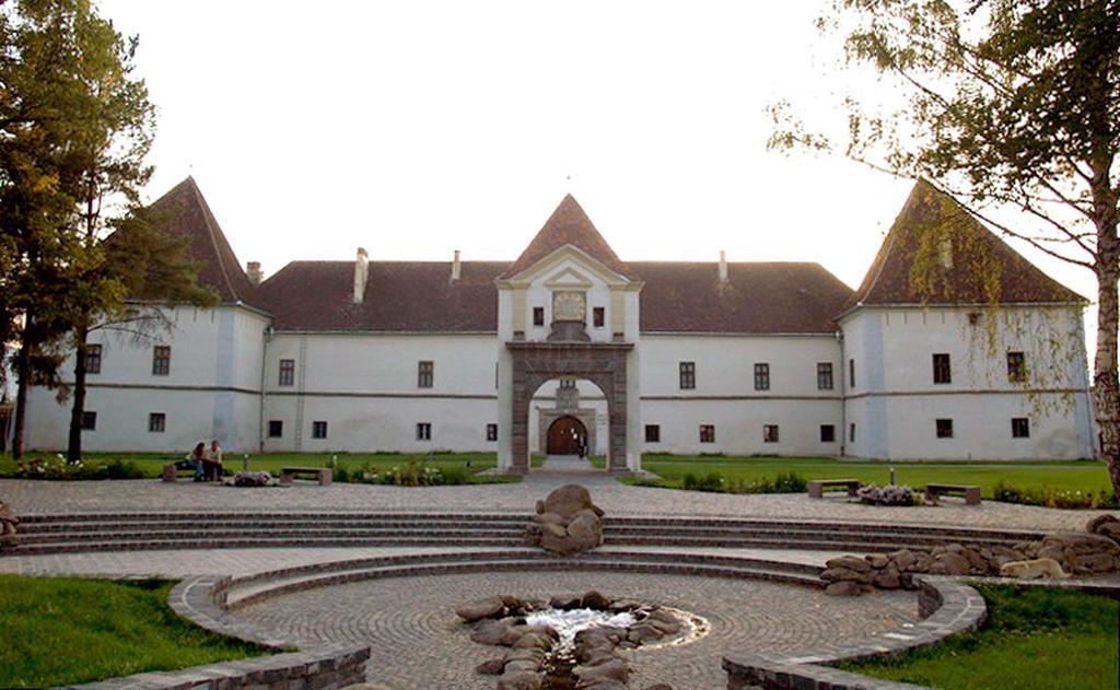 Hotel Betty Panzio Miercurea Ciuc Zewnętrze zdjęcie
